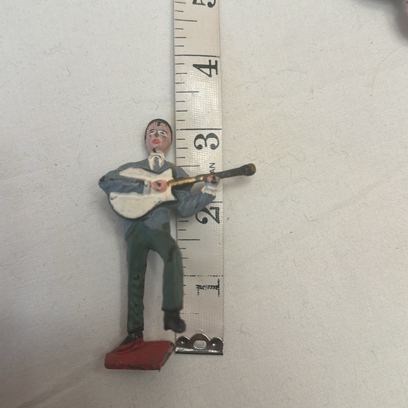 THE BEATLES CAKE DECORATION-VINTAGE. John, Paul, George & Ringo C-1960’s - Picture 4 of 10